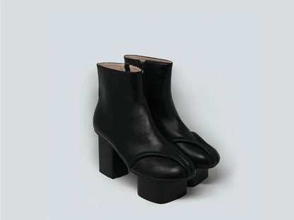 Geisha leather ankle boots Black